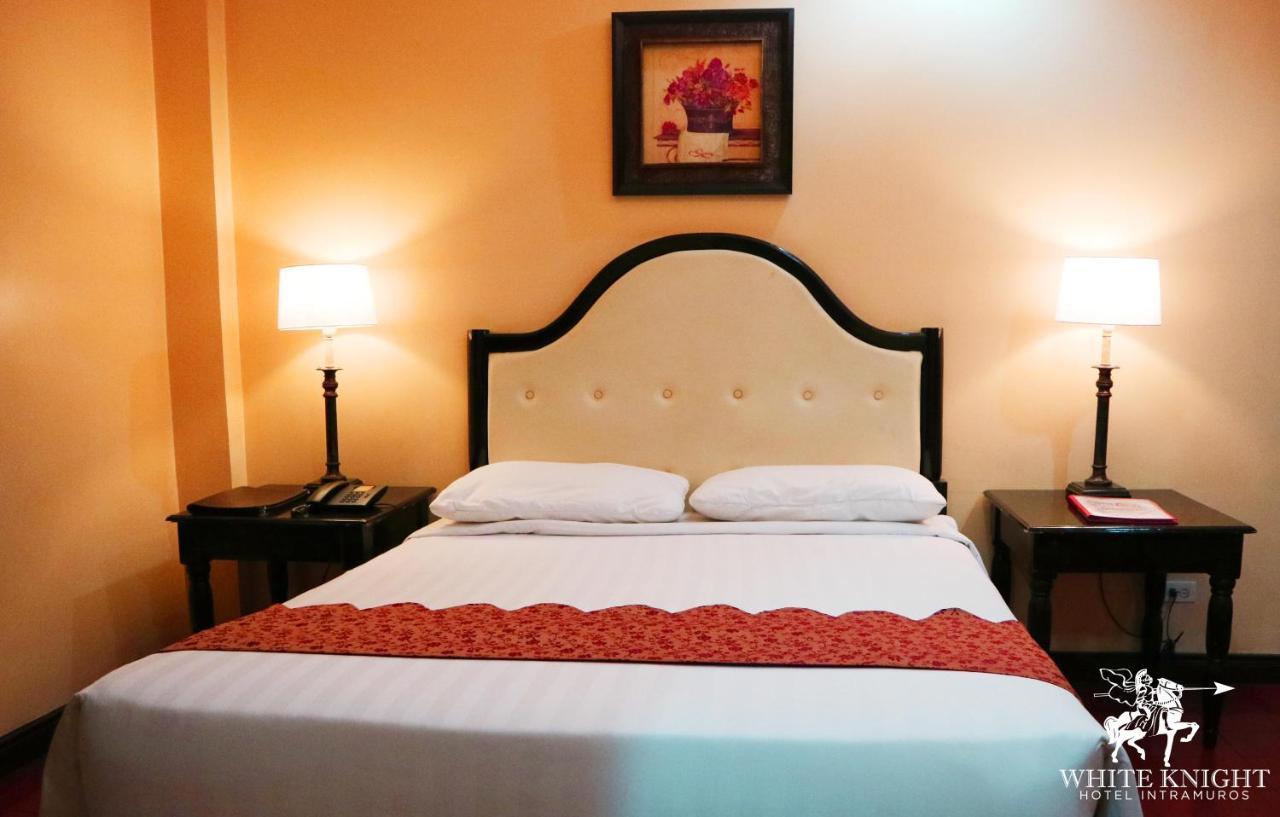 White Knight Hotel Intramuros Манила Экстерьер фото